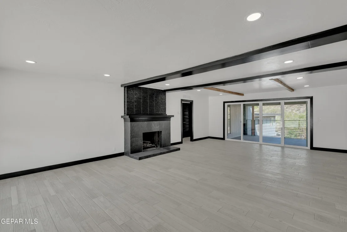 Photo of 3116 Titanic Avenue