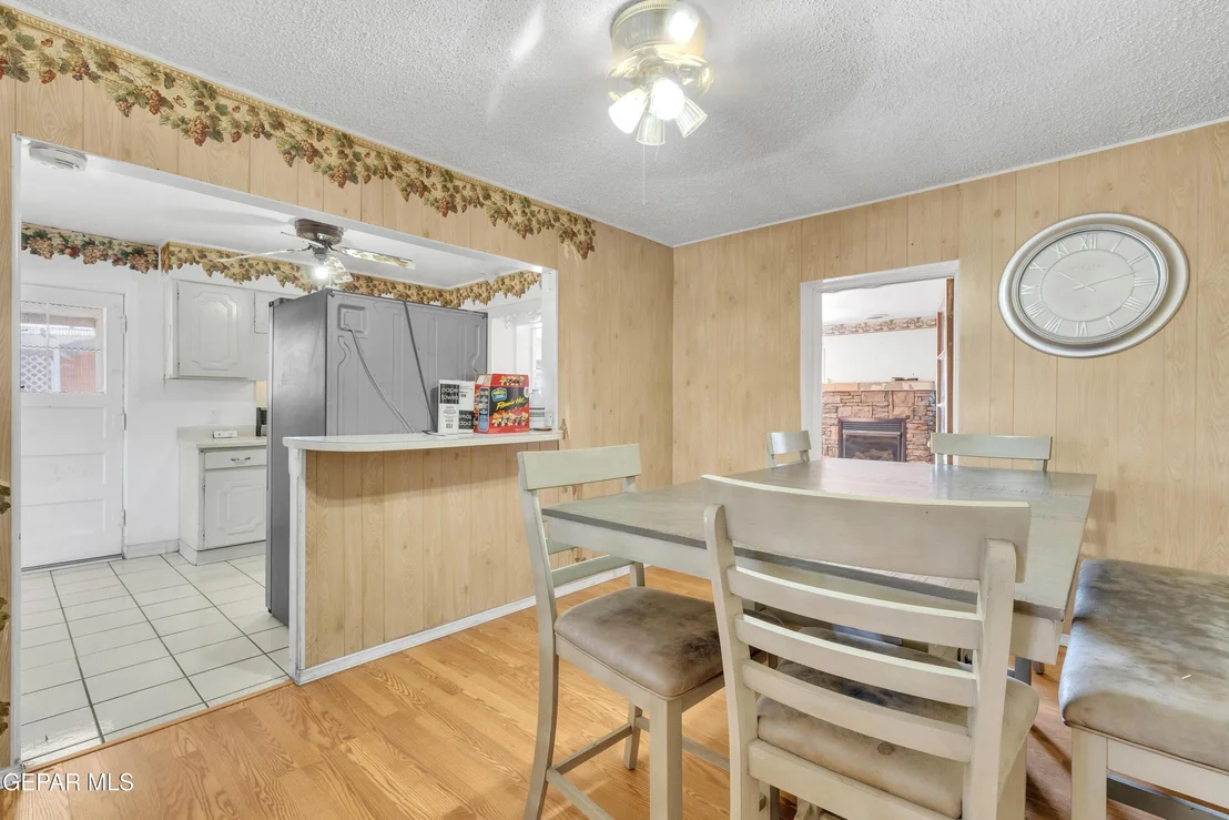 Photo of 5013 Flower Drive
