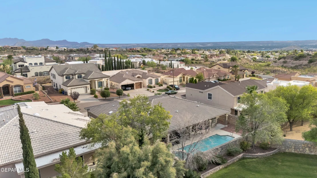 Photo of 6337 FRANKLIN RED Drive