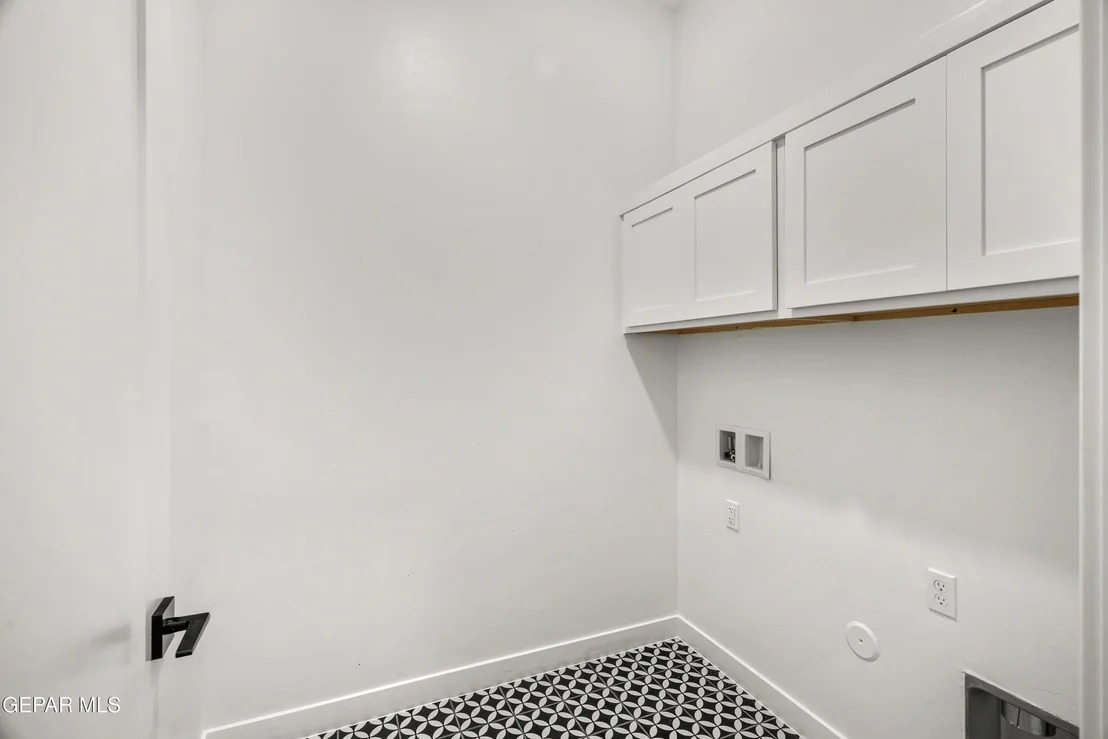 Photo of 15052 Laura Lane