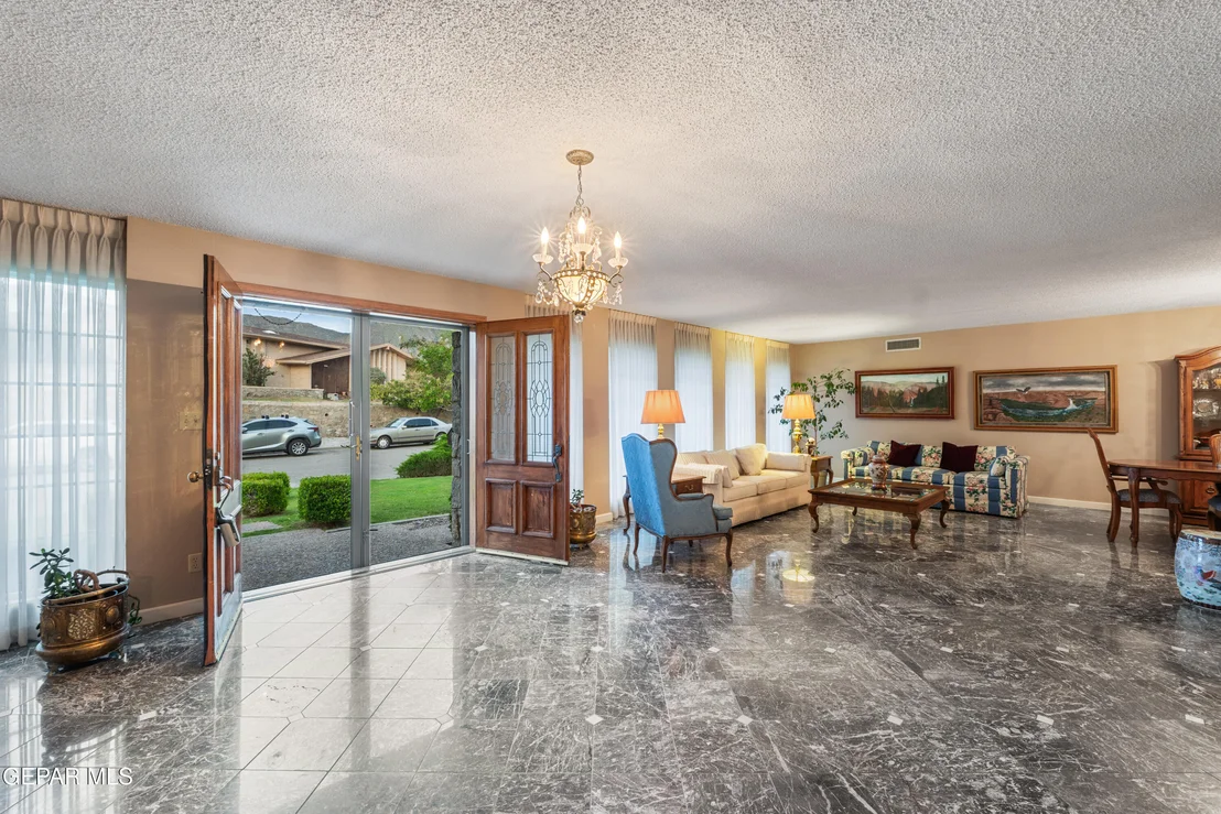 Photo of 6233 Meteor Way
