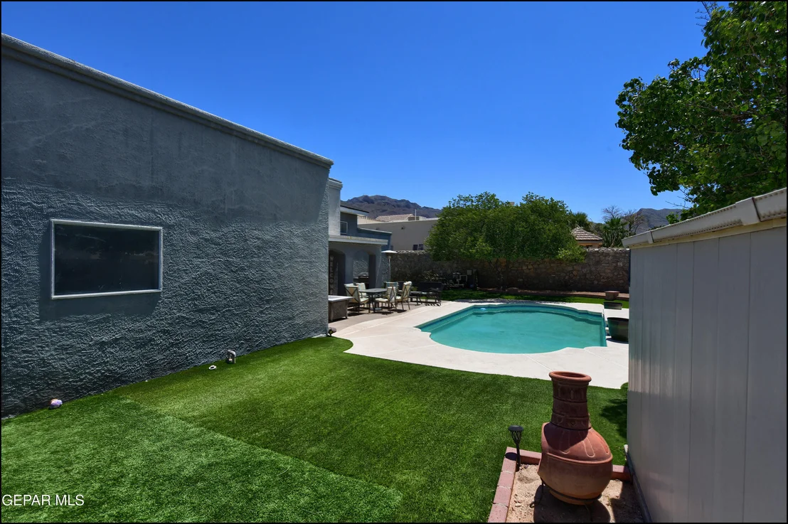 Photo of 6516 Isla del Rey Drive