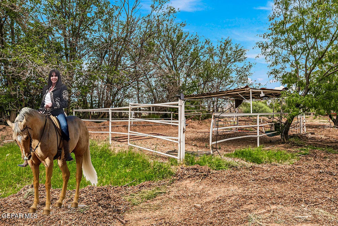 Photo of 4015 EMORY Road
