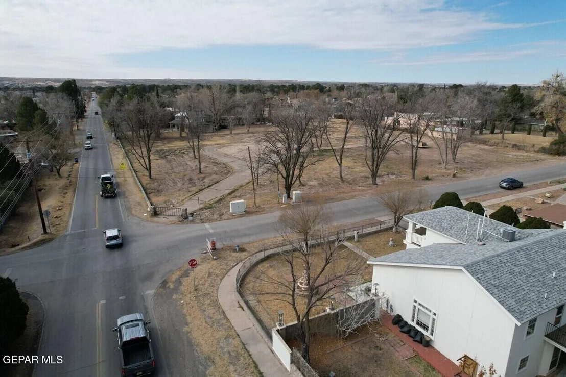 Photo of 201 SUNSET Road