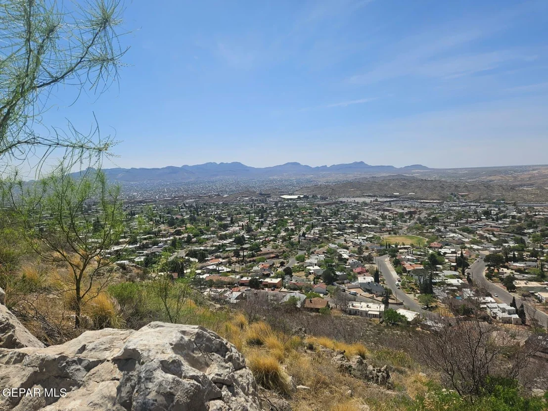 Photo of 25 SILENT CREST Drive