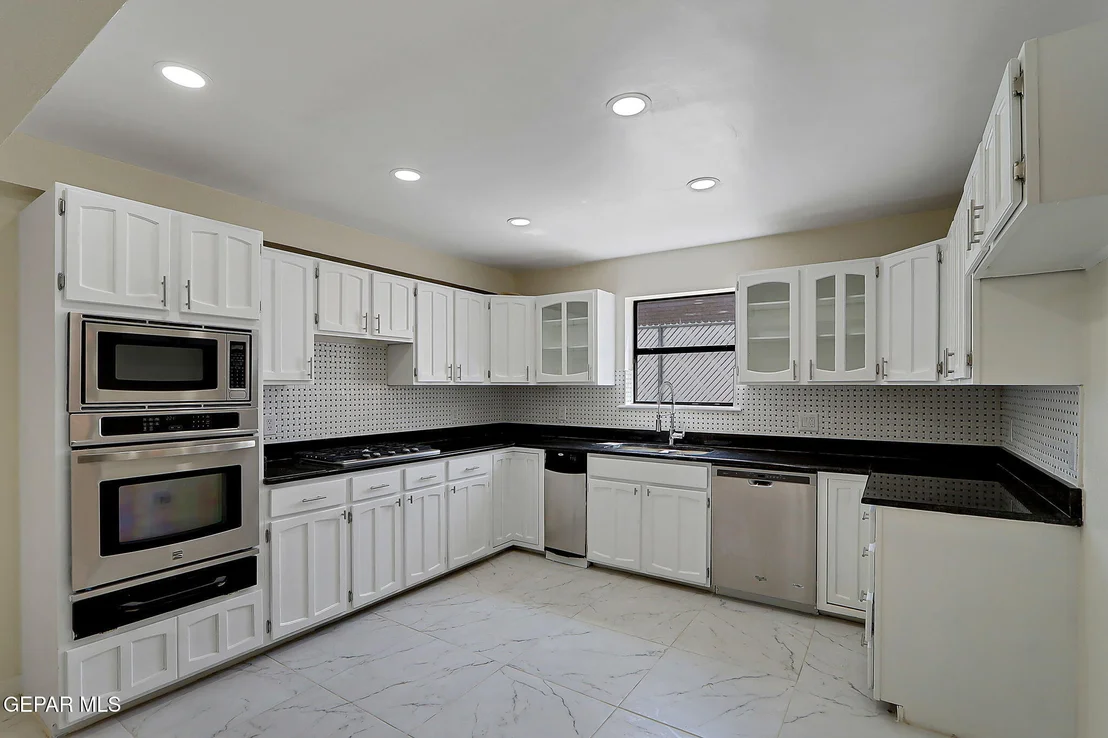 Photo of 745 DULCE TIERRA Drive
