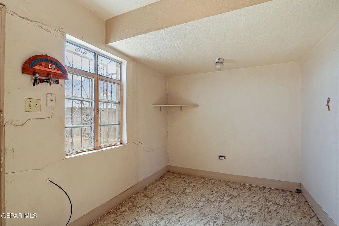 Photo of 8056 Carpenter Drive