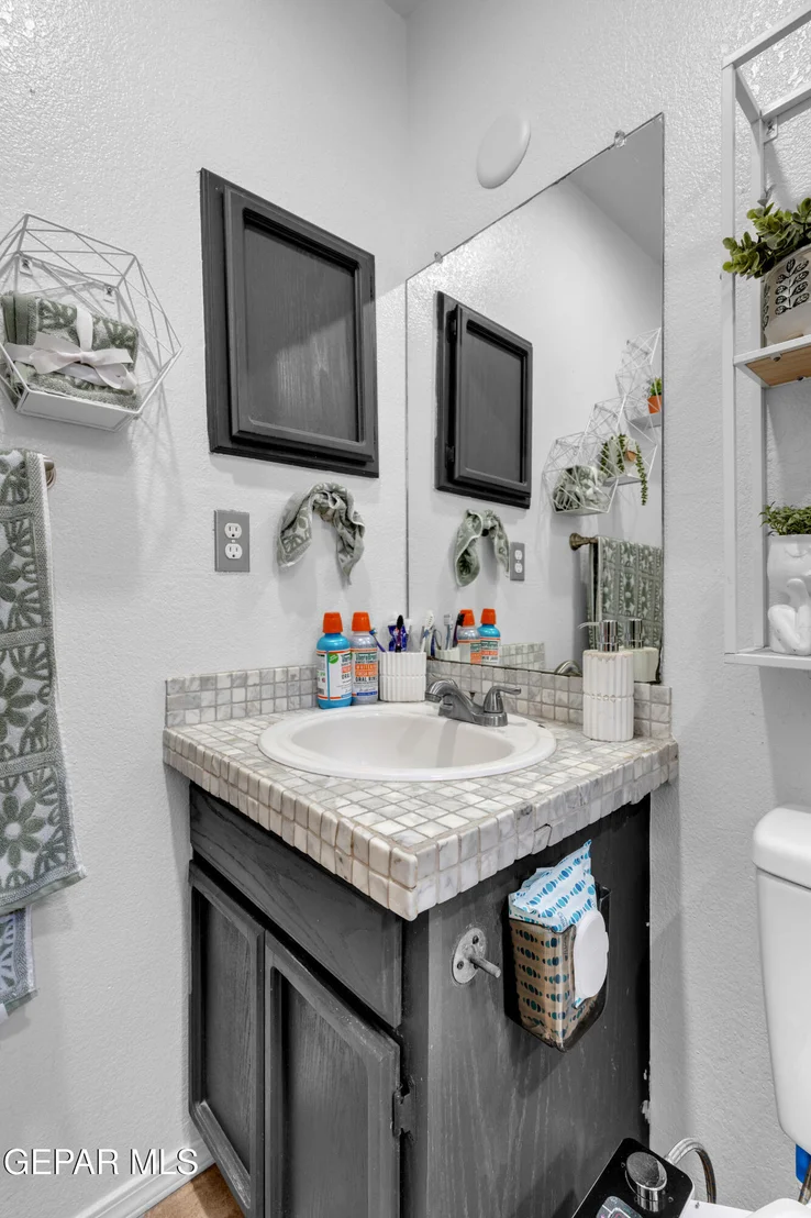 Photo of 10300 Valle Suave Drive