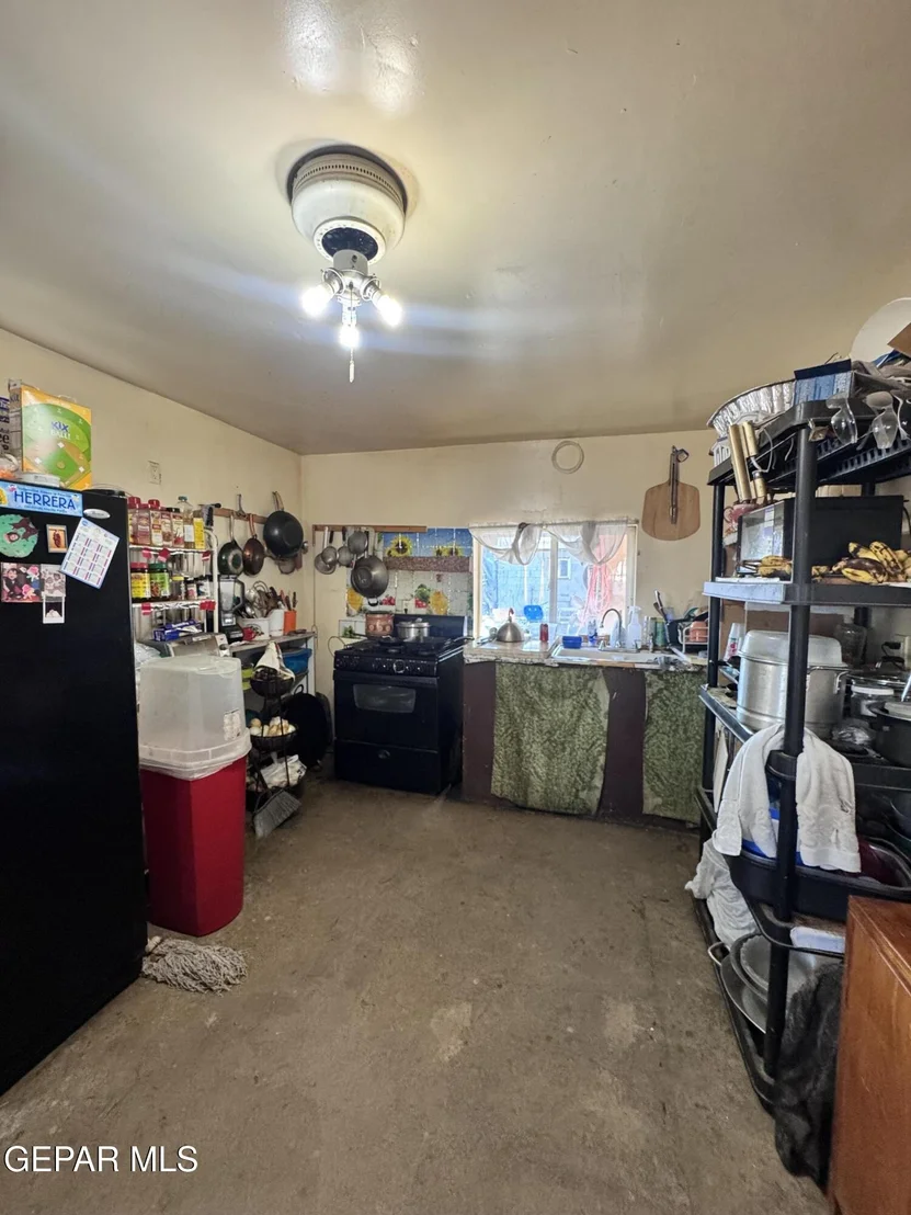 Photo of 7045 1st Street