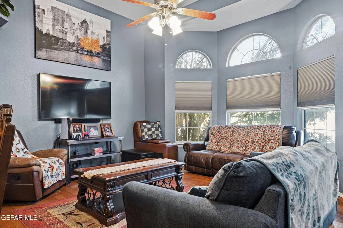 Photo of 554 SHADOW WILLOW Drive