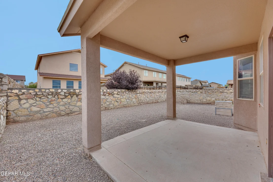 Photo of 2209 Glitter Point