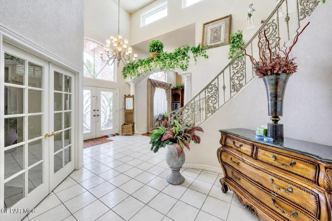 Photo of 1361 GATE Place