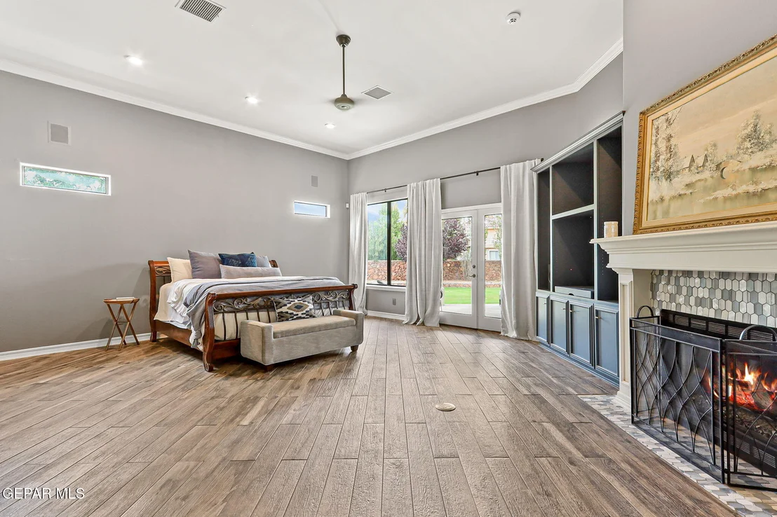 Photo of 5301 UPPER VALLEY Road