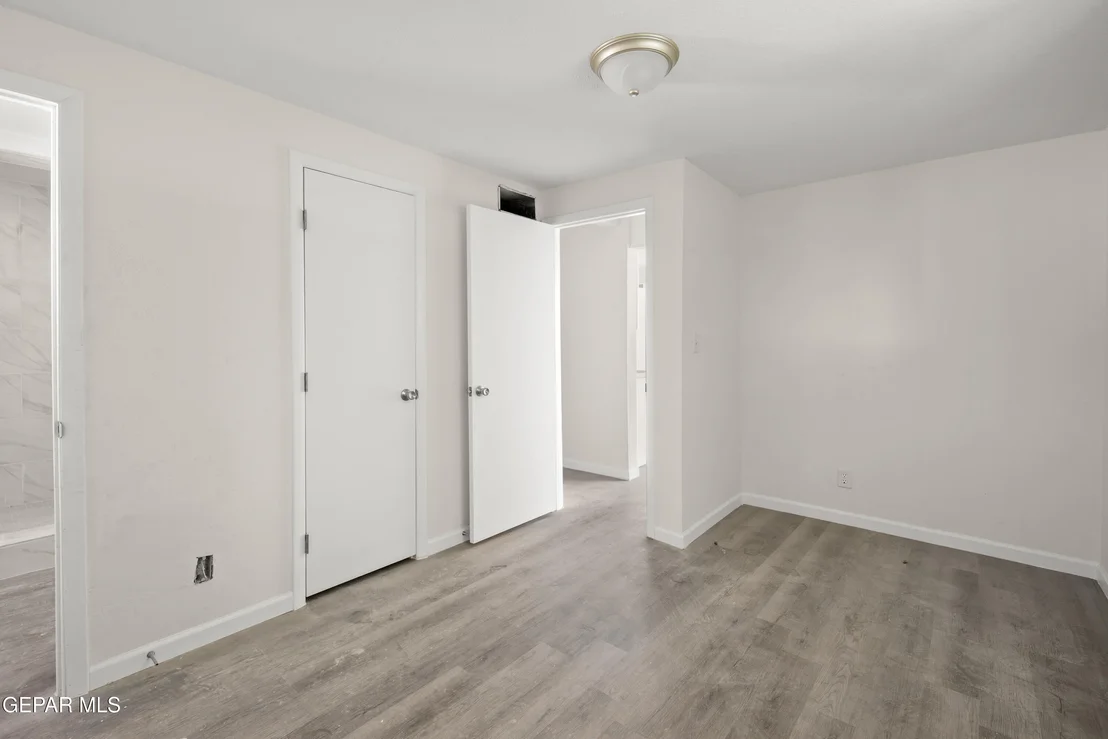 Photo of 5112 JERRY Drive