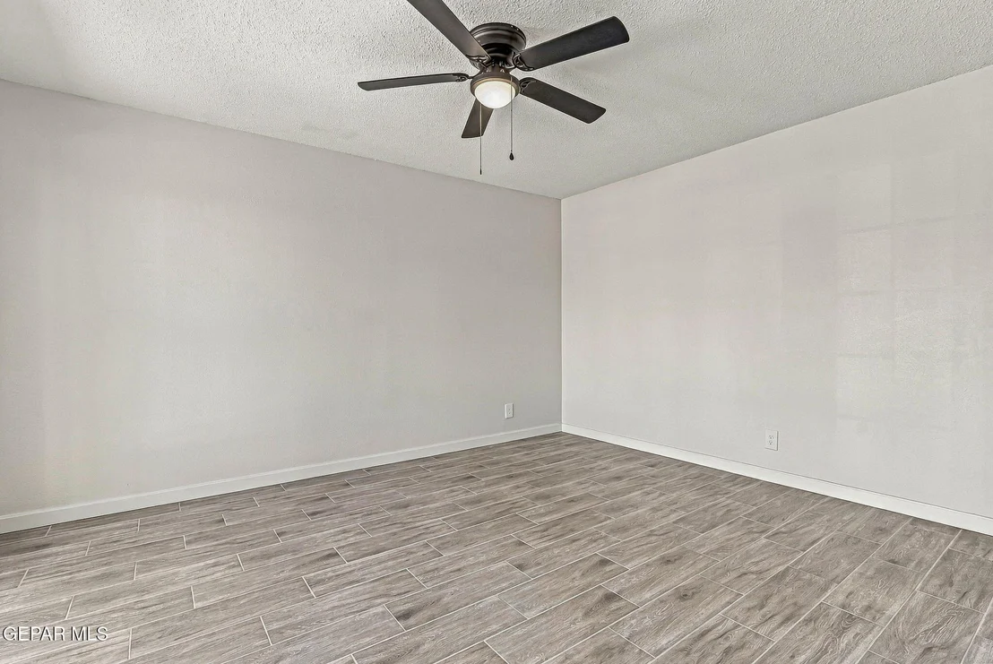 Photo of 8208 PARKLAND Drive