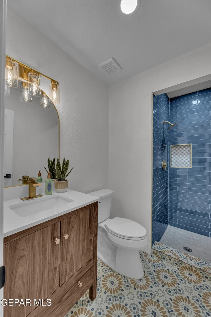 Photo of 1305 JAMES KELLEY Drive