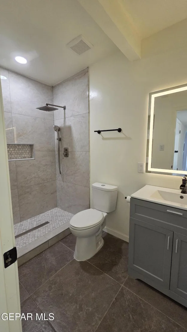 Photo of 204 CLARISA Lane