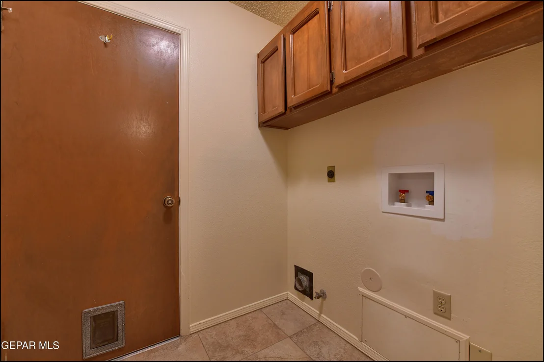 Photo of 4635 R L SHOEMAKER Drive