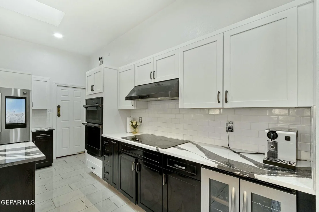 Photo of 6010 TORREY PINES Drive