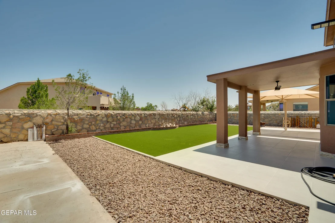Photo of 3132 Lookout Point Drive