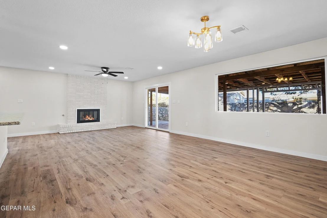 Photo of 10273 RENFREW Drive