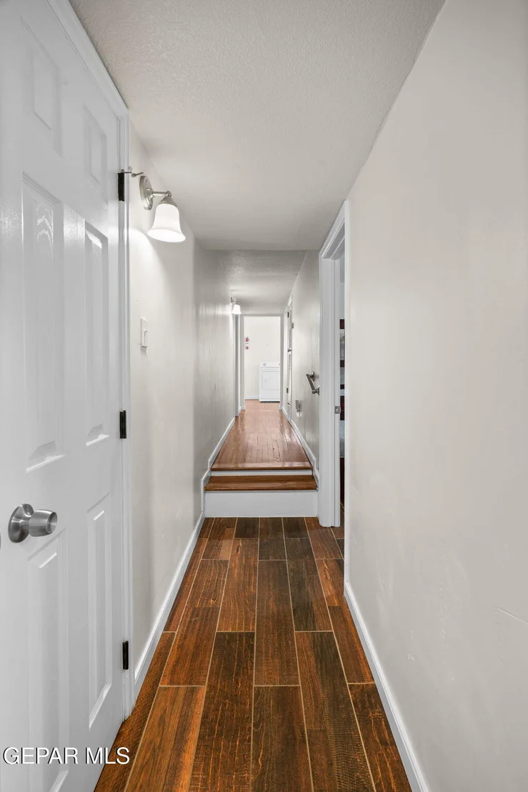Photo of 3912 MCCONNELL Avenue