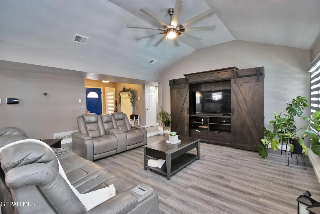 Photo of 6777 Villa Hermosa Drive