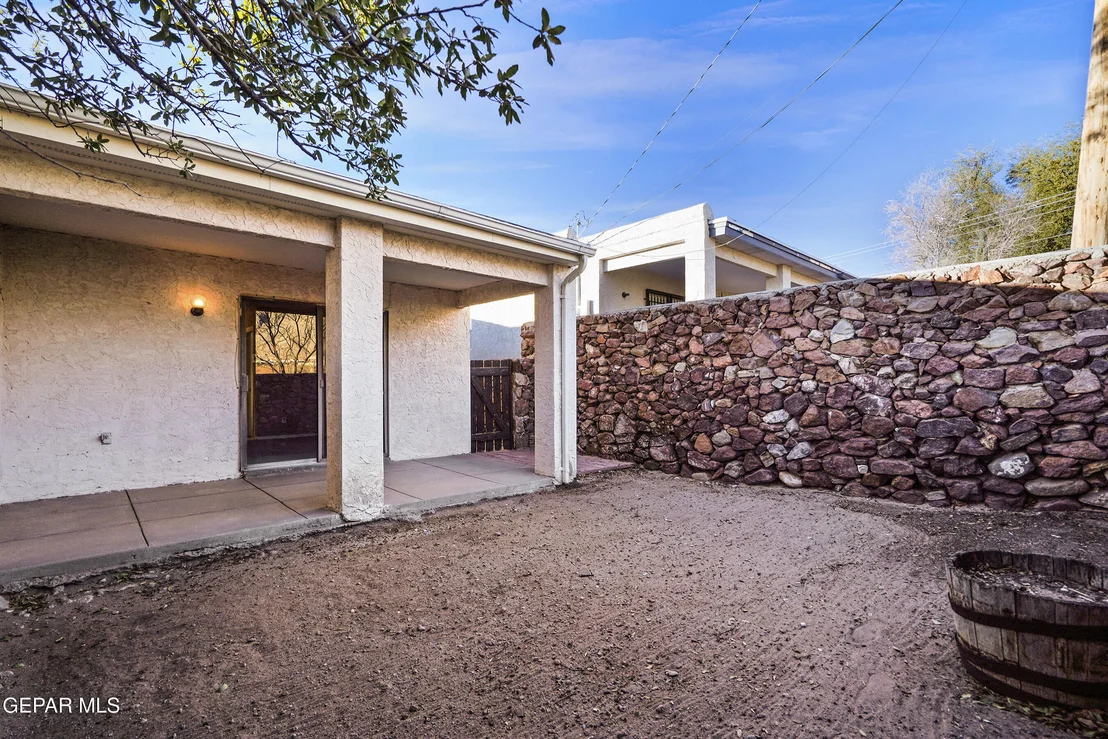Photo of 334 Thunderbird Drive
