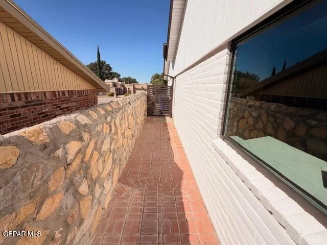 Photo of 624 ALTA CUMBRE Place