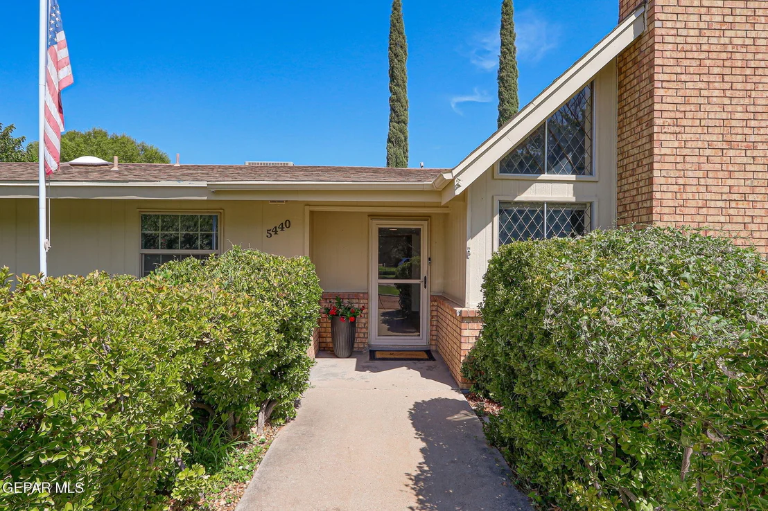 Photo of 5440 La Estancia Circle