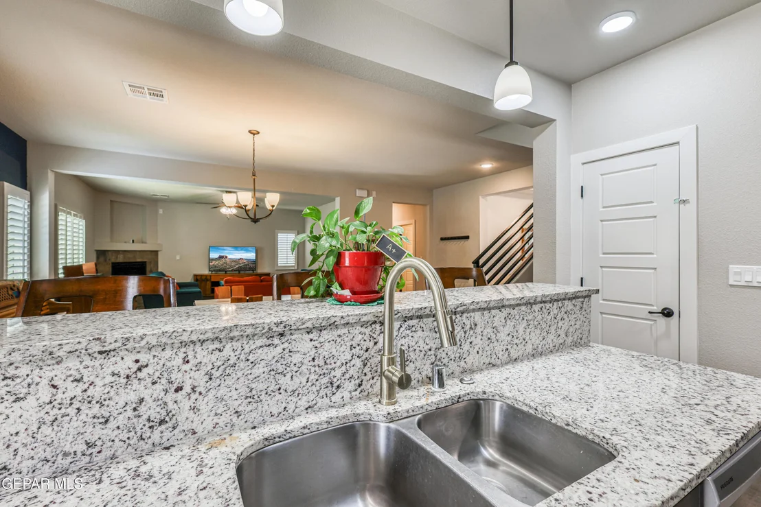 Photo of 7821 ENCHANTED RIDGE Drive