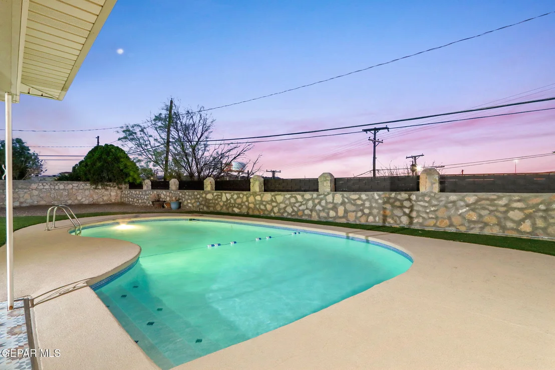Photo of 4000 BANCROFT Drive