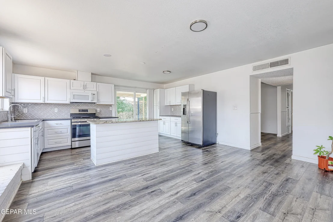 Photo of 10621 POLYCRATES Place