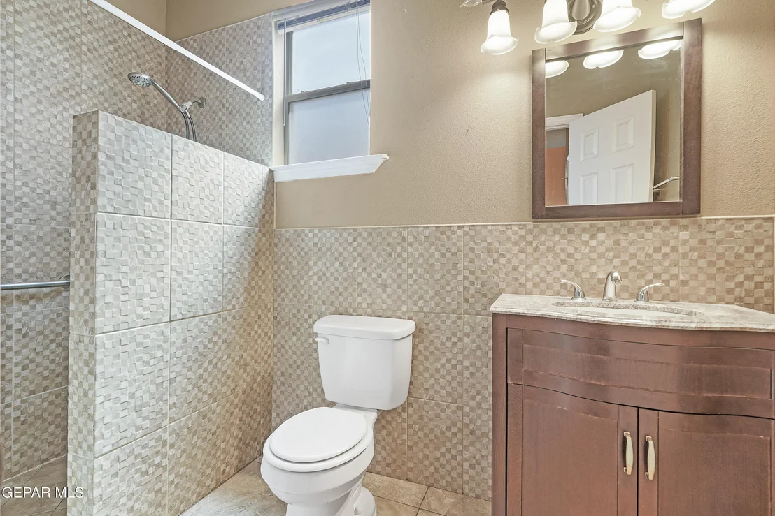 Photo of 10400 MACKENZIE ANN Place