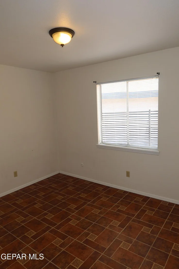 Photo of 836 DE LEON Drive