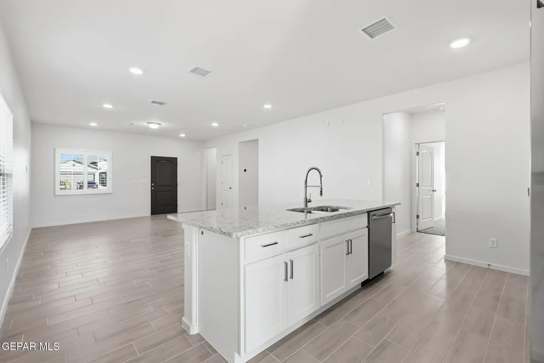 Photo of 13829 Summer Wave Avenue