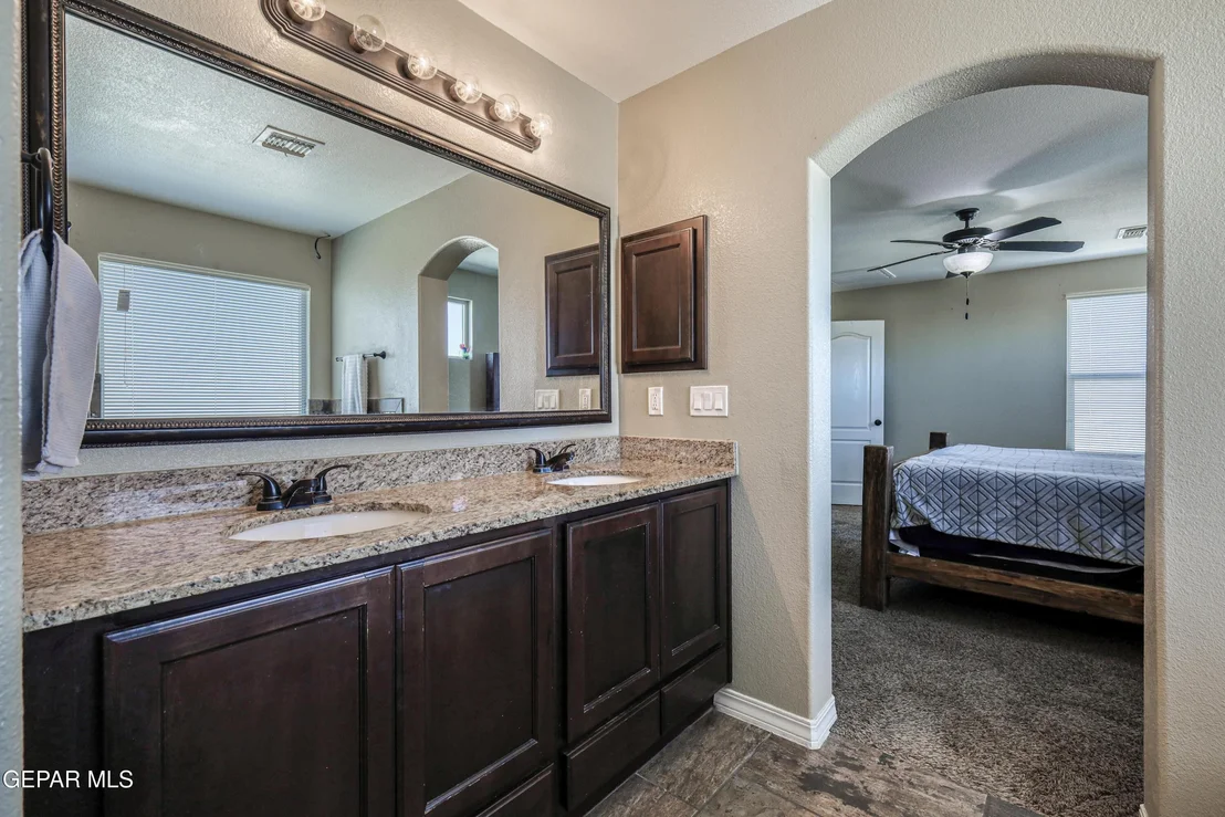Photo of 7113 LONG MEADOW Drive