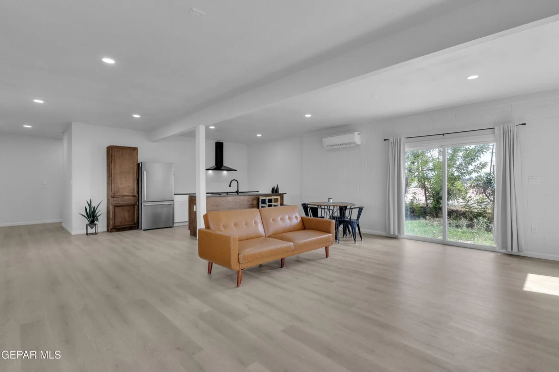 Photo of 8720 Aranda Lane