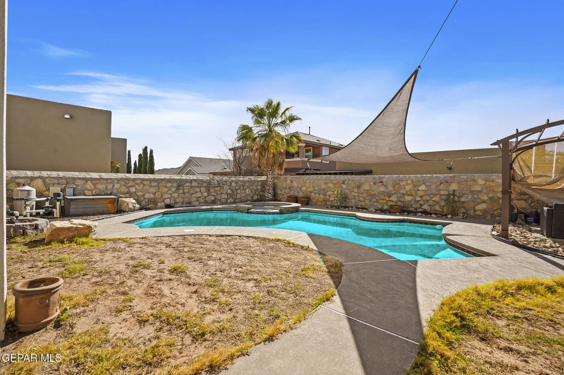 Photo of 3137 RED CREEK
