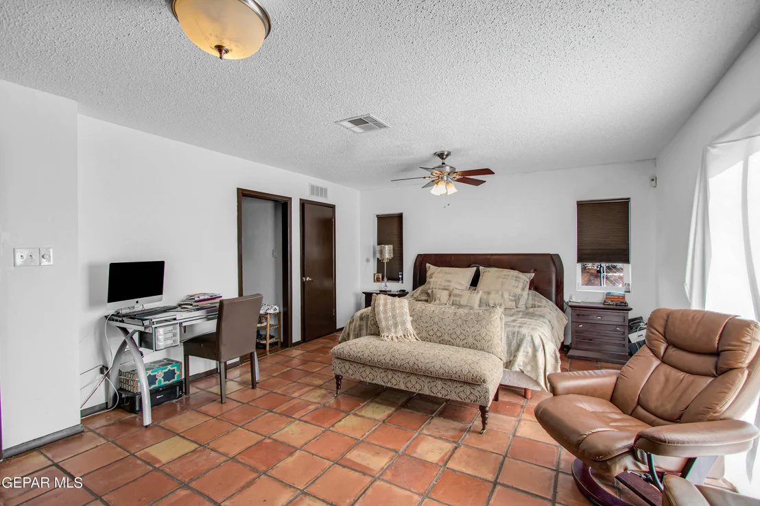 Photo of 5716 OAK CLIFF Drive