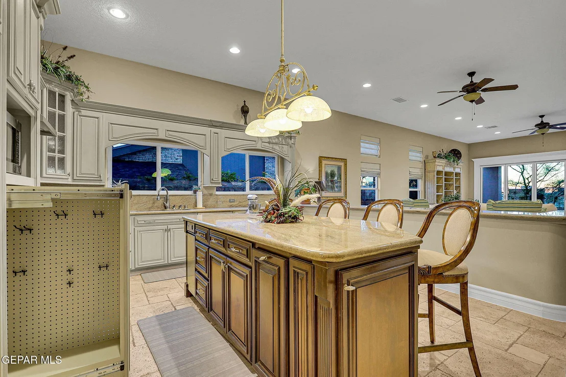 Photo of 5567 Buckley Drive