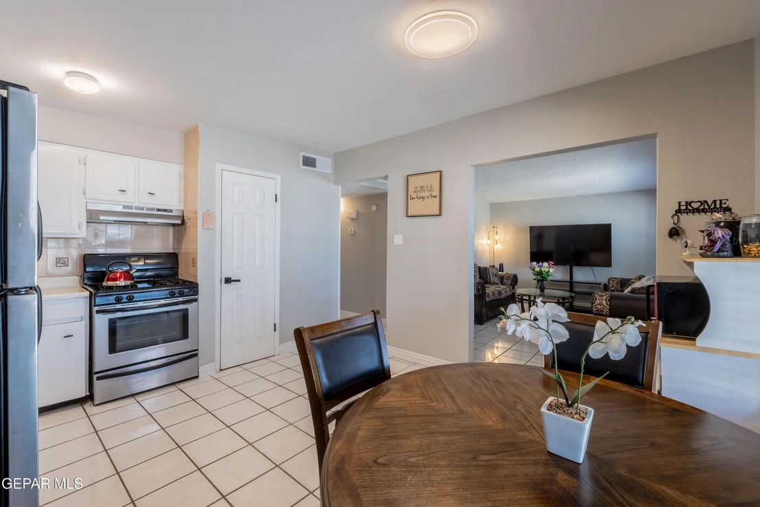 Photo of 264 LINK Drive