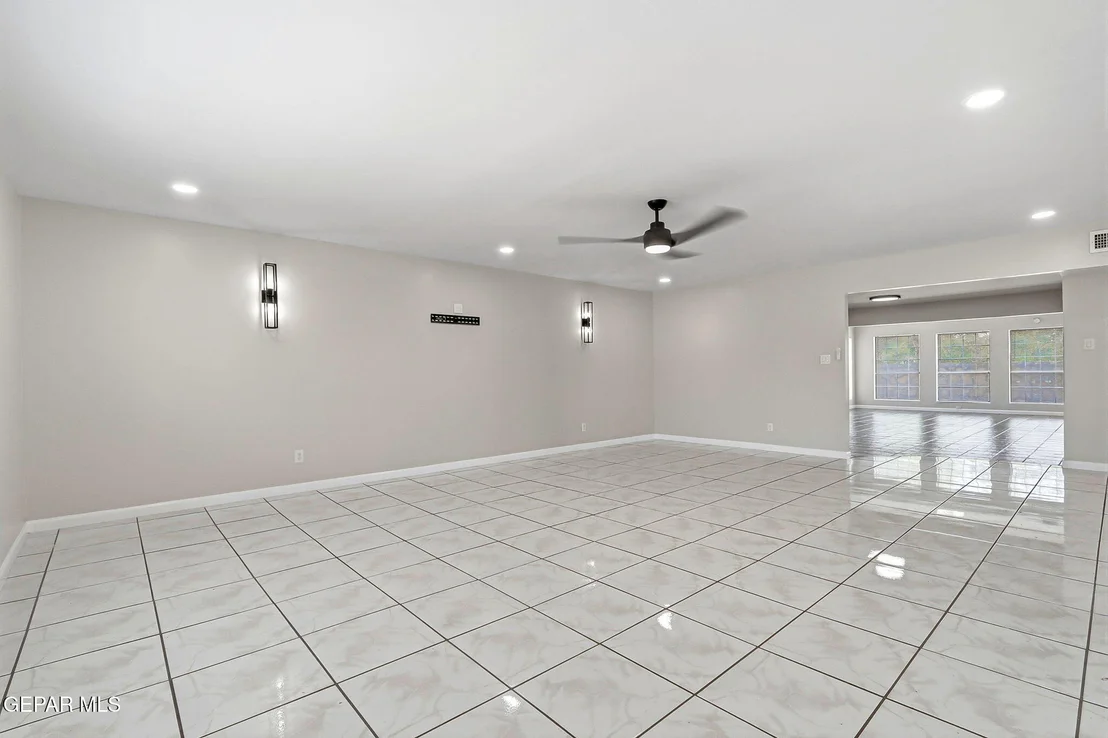 Photo of 1415 MONTE NEGRO Drive