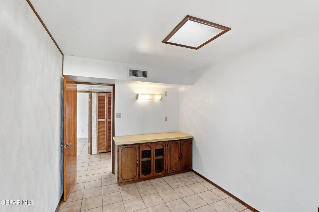 Photo of 232 MANGO Road