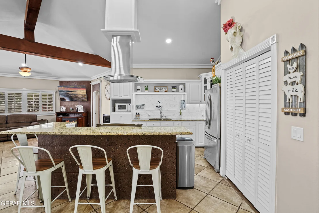 Photo of 12449 Sugden Road