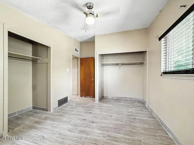 Photo of 7215 Barker Road