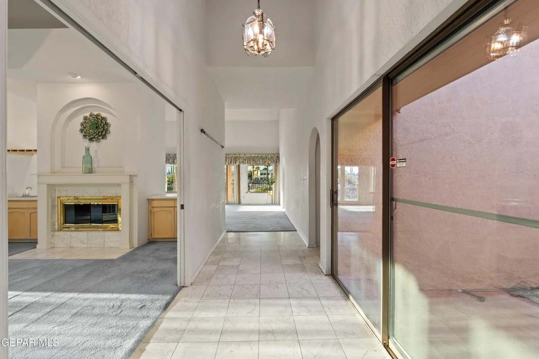 Photo of 401 Sharondale Drive