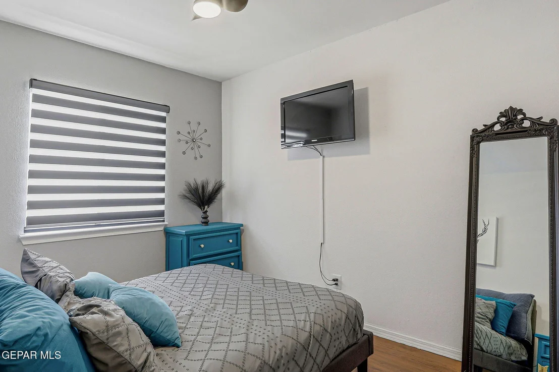 Photo of 2802 CASTLE HILL Circle