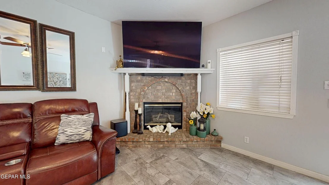 Photo of 1236 VIKKI CARR Lane