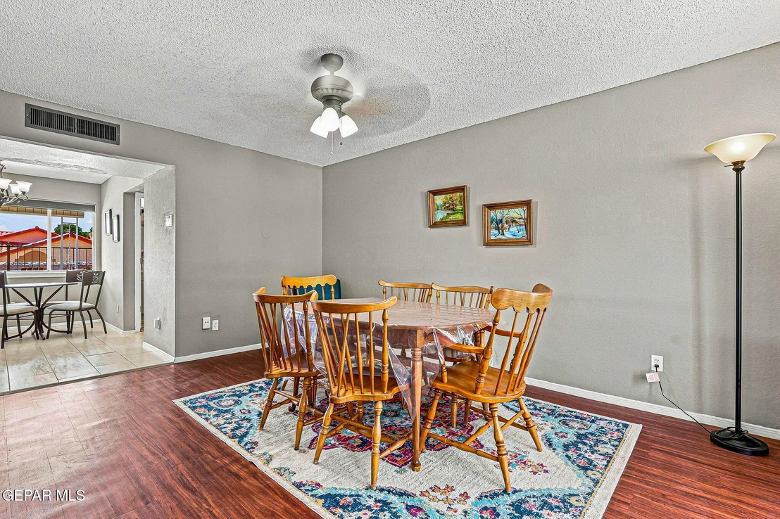 Photo of 4404 LOMA DE ORO Drive